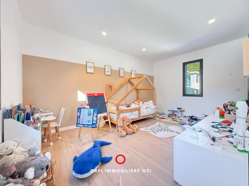 Villa - 187 m² - 4 pièces