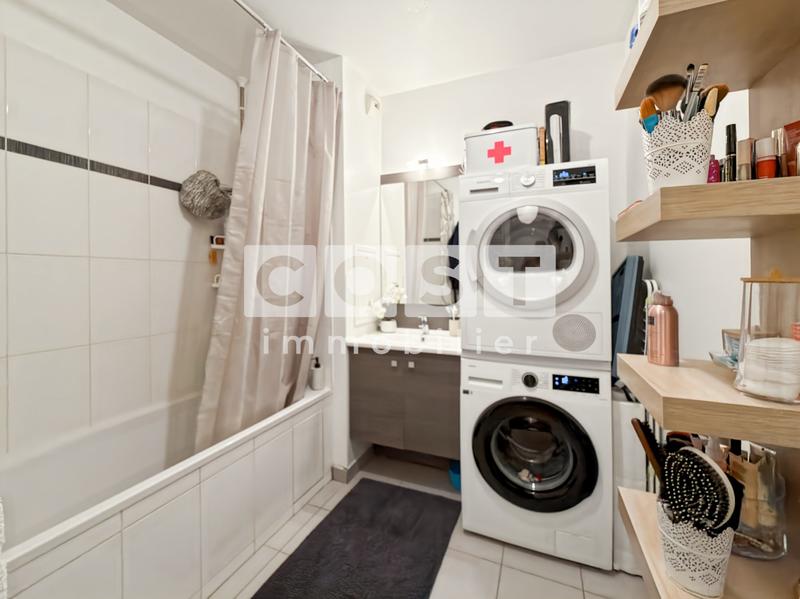 Appartement - 98 m² - 4 pièces