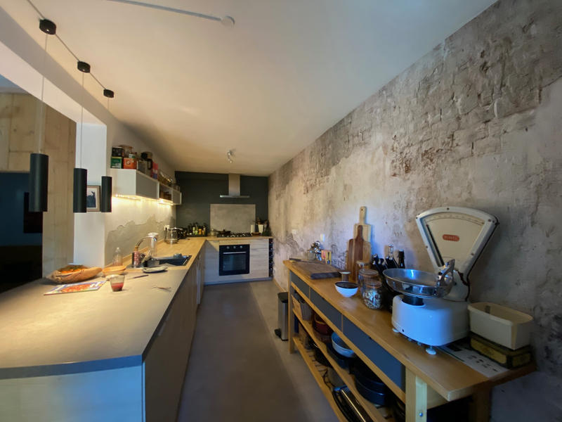 Maison - 265 m² - 10 pièces