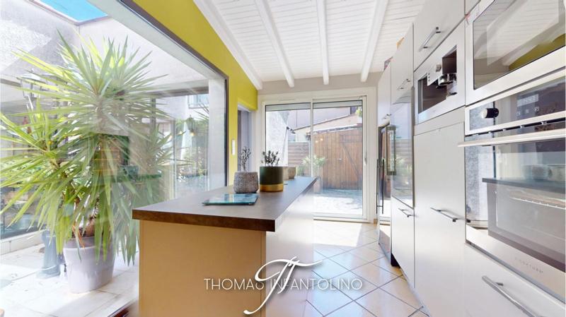 Maison - 145 m² - 5 pièces