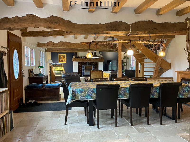 Maison - 250 m² - 8 pièces