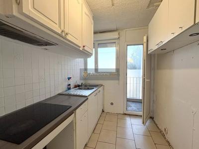 Appartement - 64 m² - 4 pièces