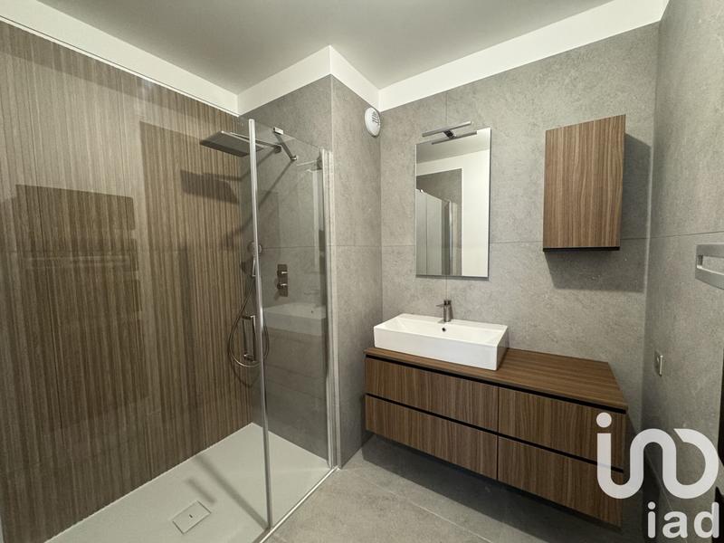 Appartement - 80 m² - 3 pièces