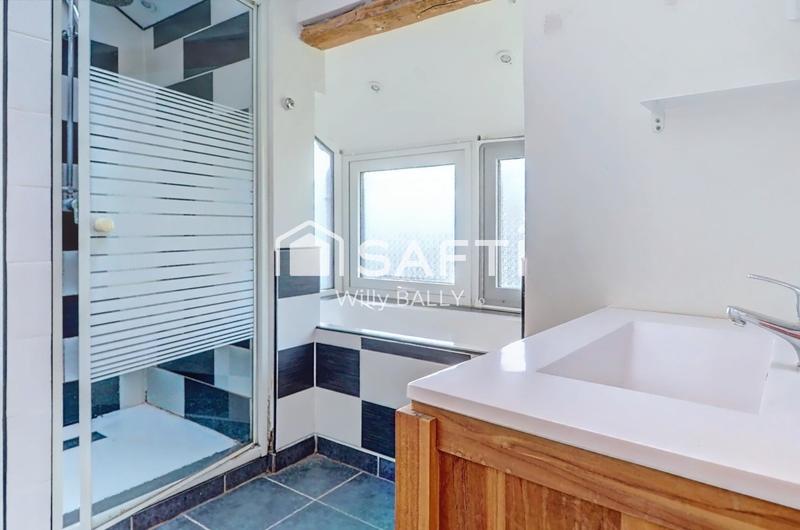 Maison - 110 m² - 7 pièces