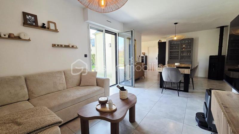 Maison - 85 m² - 5 pièces