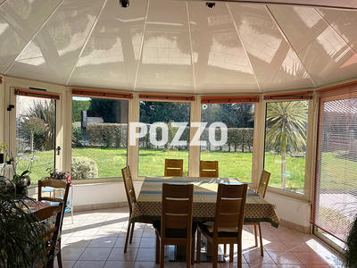 Maison - 212 m² - 7 pièces