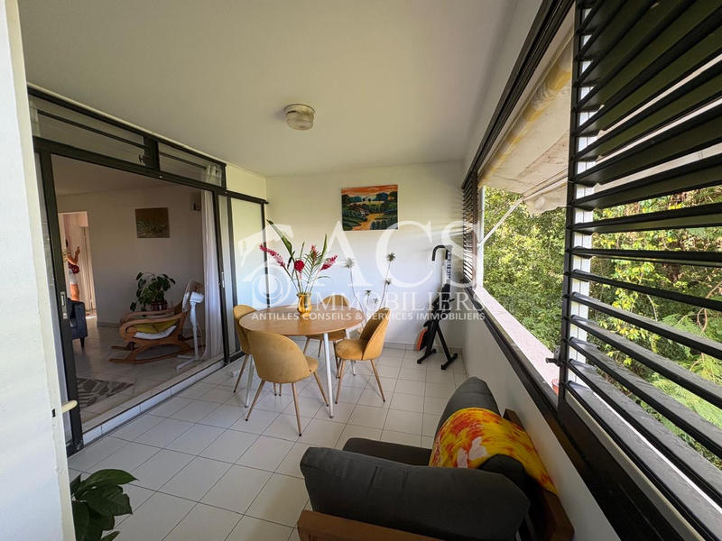 Appartement - 64 m² - 3 pièces