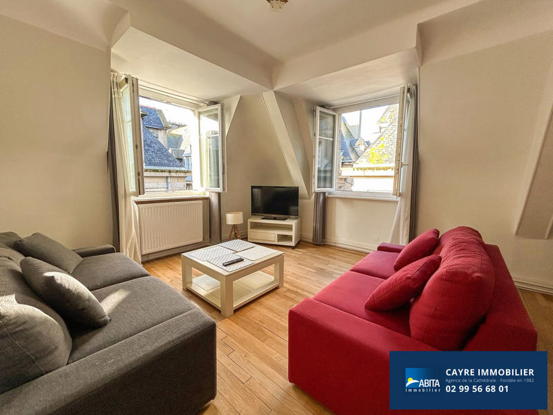 Appartement - 74 m² - 2 pièces