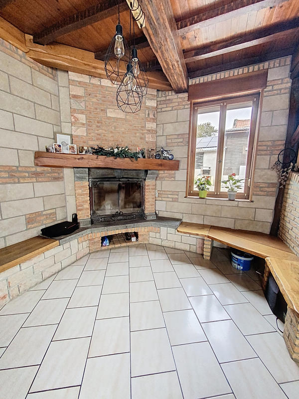 Maison - 220 m² - 9 pièces