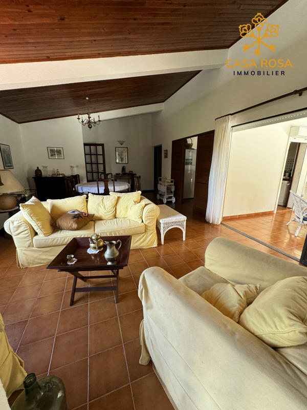 Maison traditionnelle - 107 m² - 5 pièces