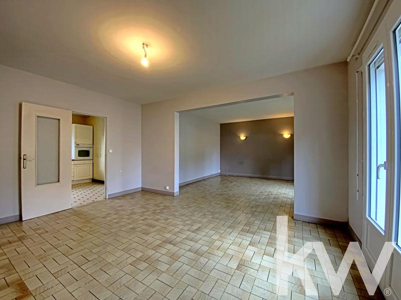 Maison - 138 m² - 6 pièces