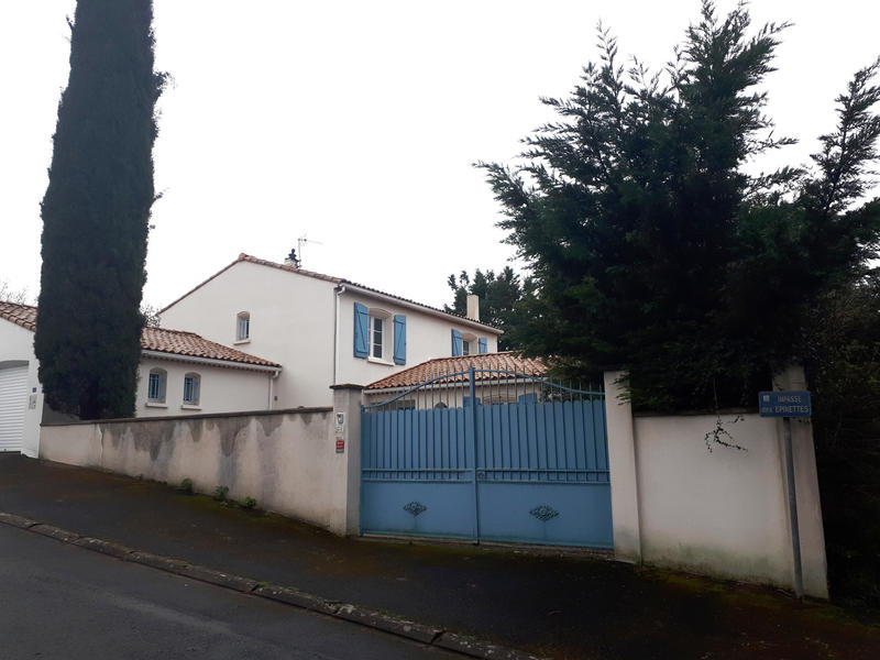 Maison - 166 m² - 7 pièces