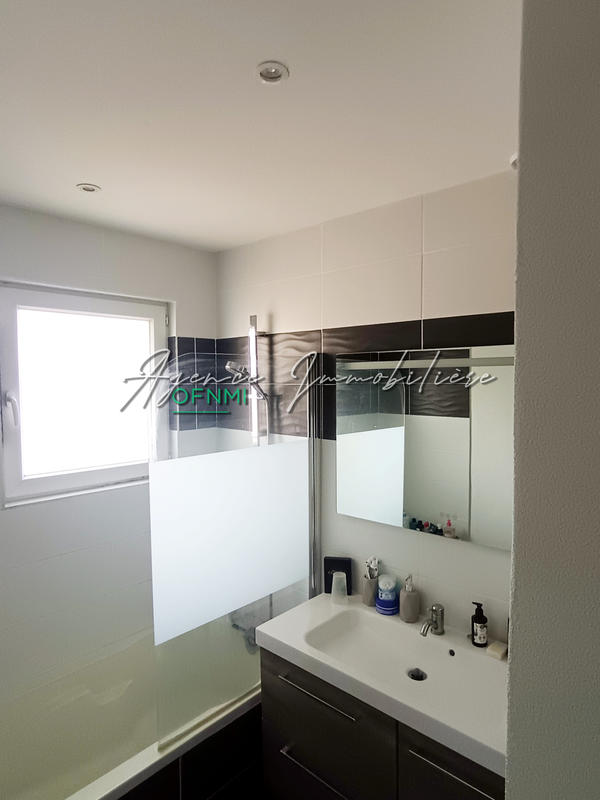 Maison - 95 m² - 4 pièces