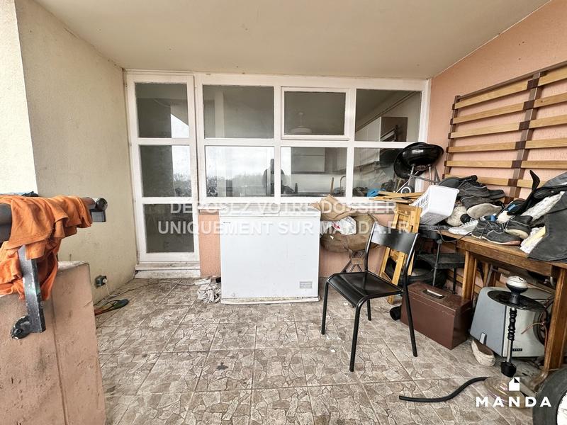 Chambre - 10 m² - 6 pièces