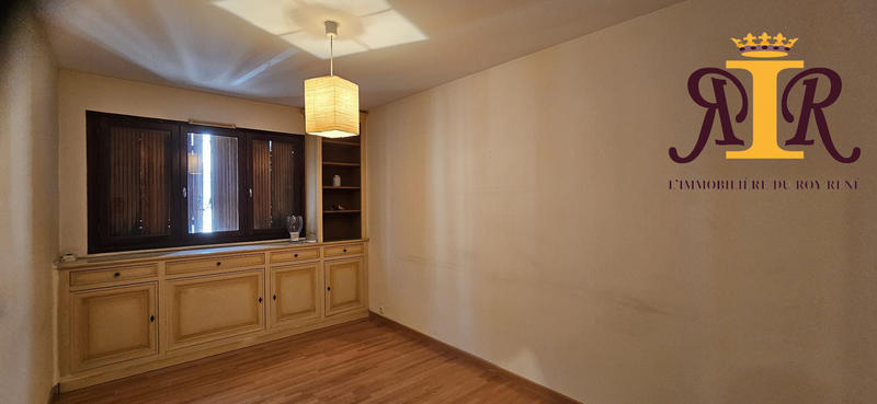 Appartement - 98 m² - 4 pièces