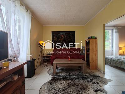 Maison - 97 m² - 6 pièces