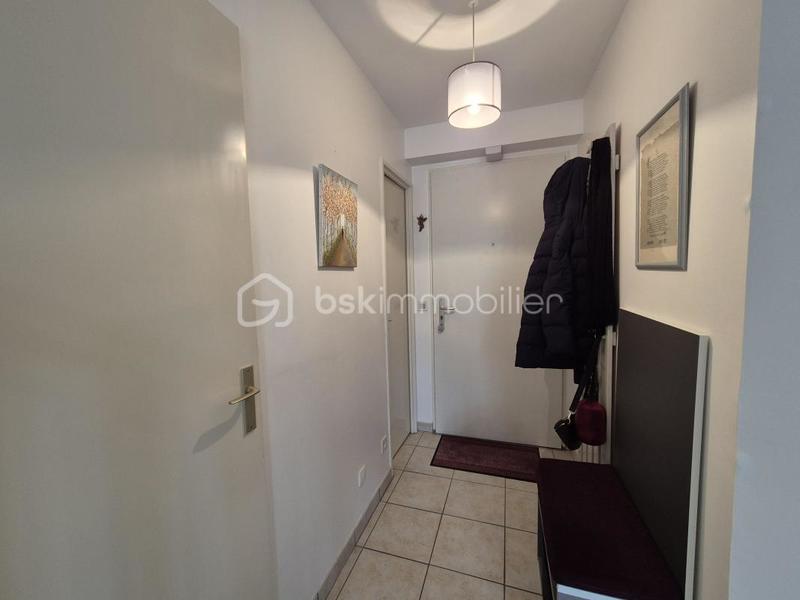 Maison - 94 m² - 5 pièces