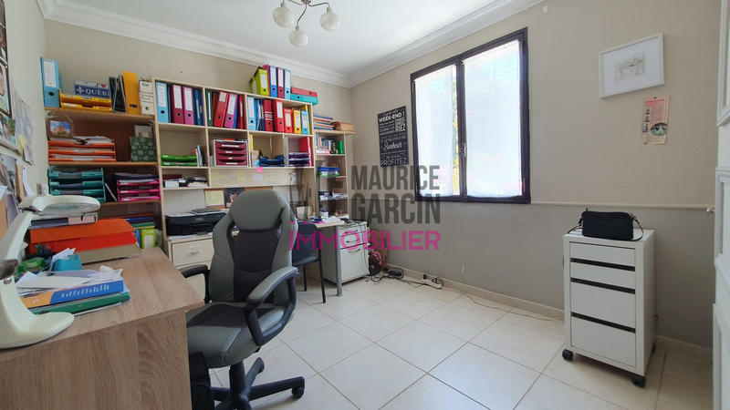 Maison - 176 m² - 6 pièces