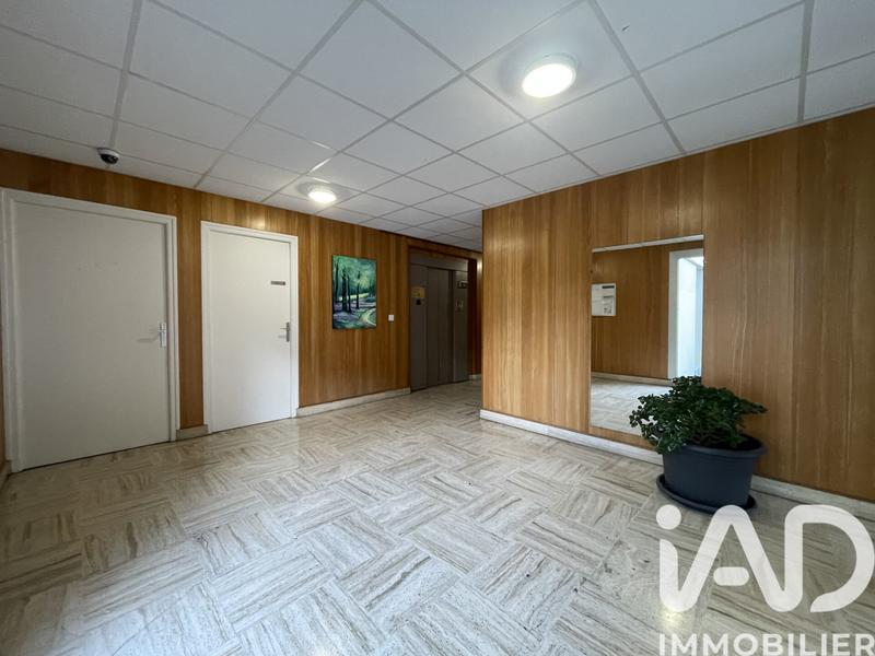 Appartement - 100 m² - 5 pièces