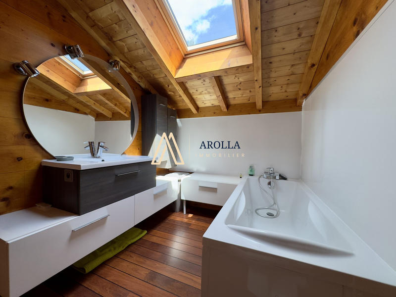 Maison - 156 m² - 6 pièces