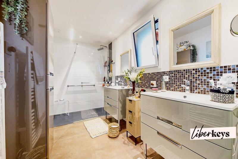 Maison d'architecte - 150 m² - 6 pièces