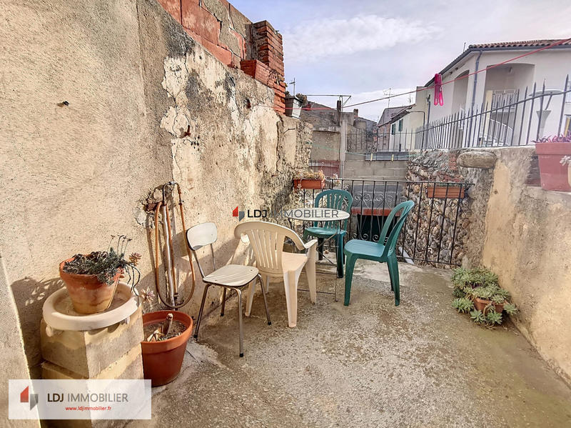 Villa - 100 m² - 5 pièces