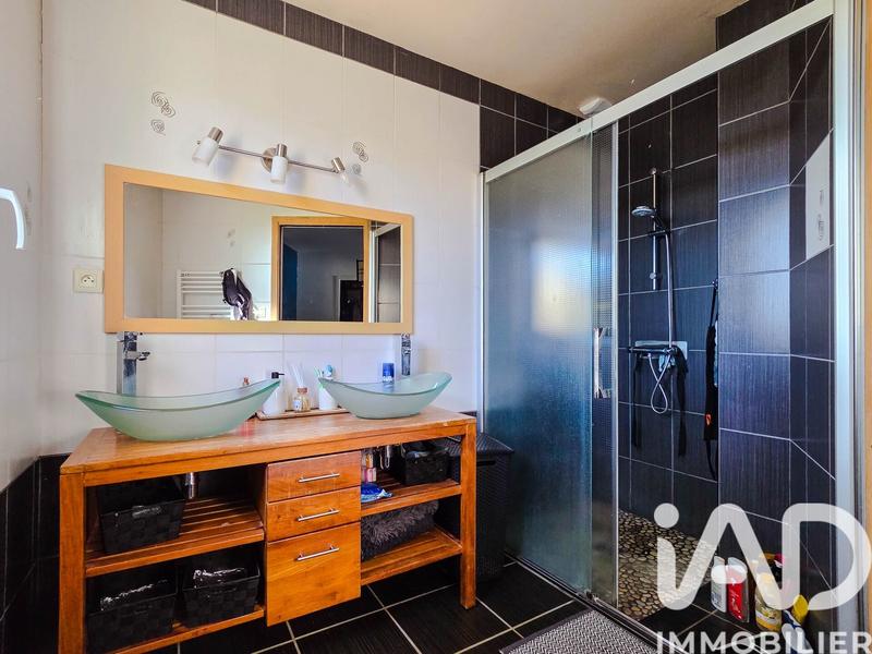 Maison - 105 m² - 4 pièces