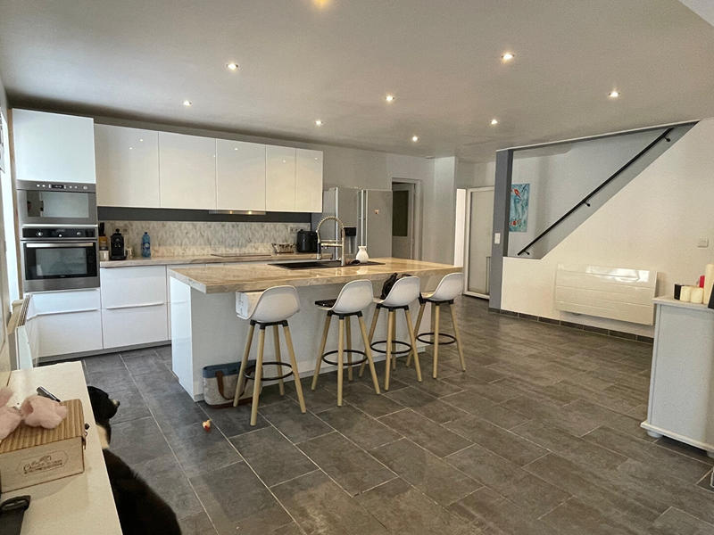 Maison - 152 m² - 5 pièces