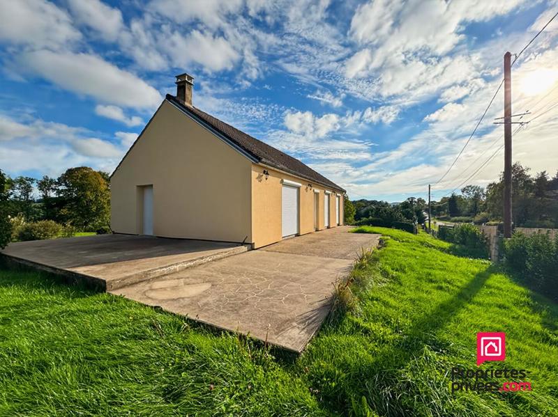 Maison - 99 m² - 5 pièces