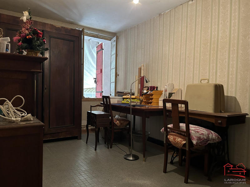 Maison ancienne - 186 m² - 8 pièces