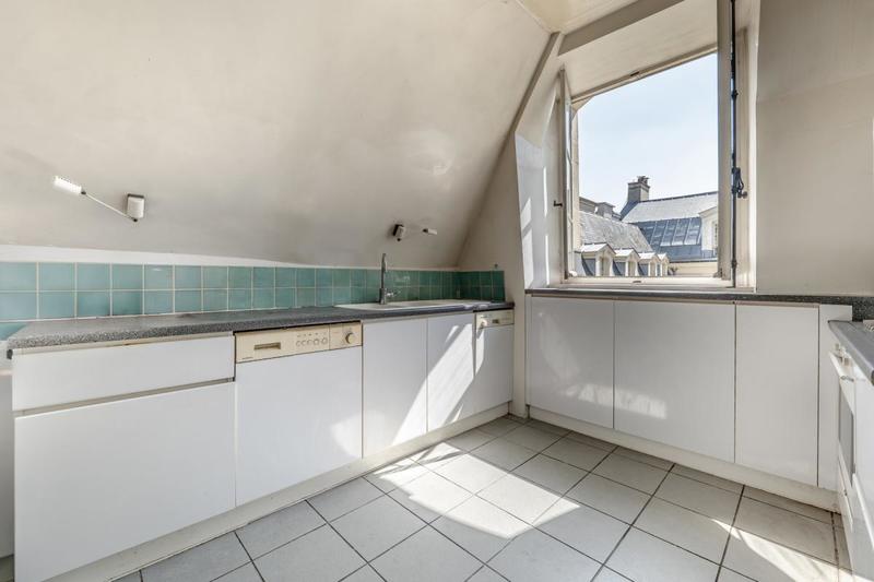 Appartement - 165 m² - 5 pièces