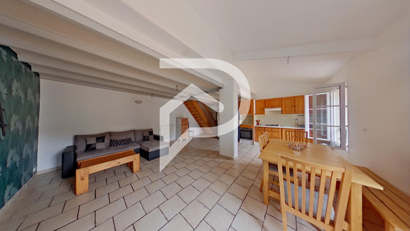 Appartement - 81 m² - 5 pièces