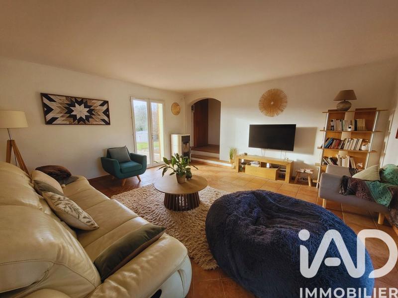 Maison - 122 m² - 6 pièces