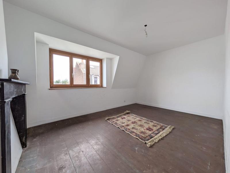 Maison - 93 m² - 4 pièces