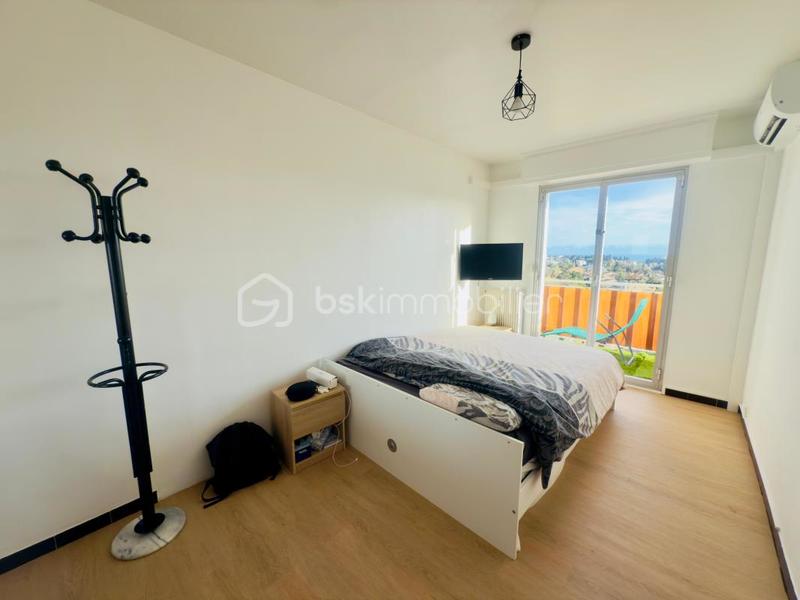 Appartement - 77 m² - 4 pièces