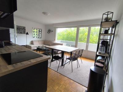 Appartement - 99 m² - 6 pièces