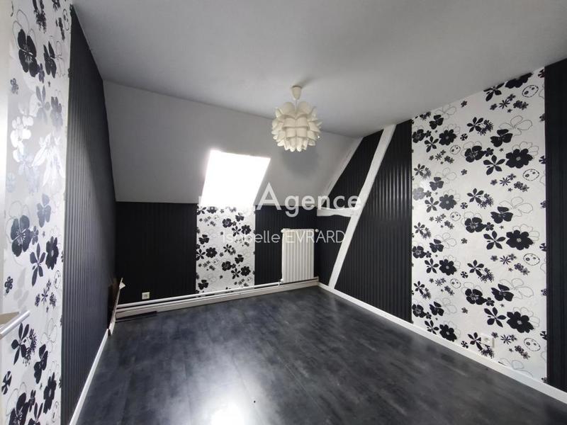 Maison - 157 m² - 7 pièces