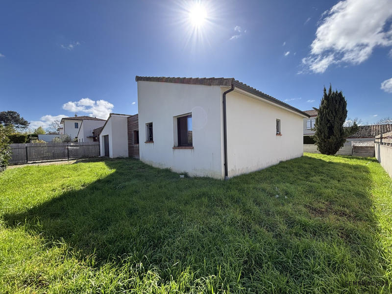 Villa - 100 m² - 4 pièces