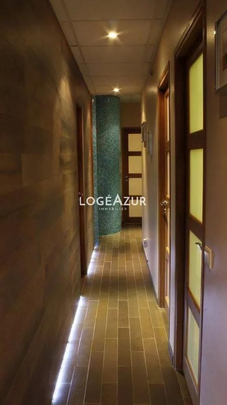 Fonds de commerce - 66 m²