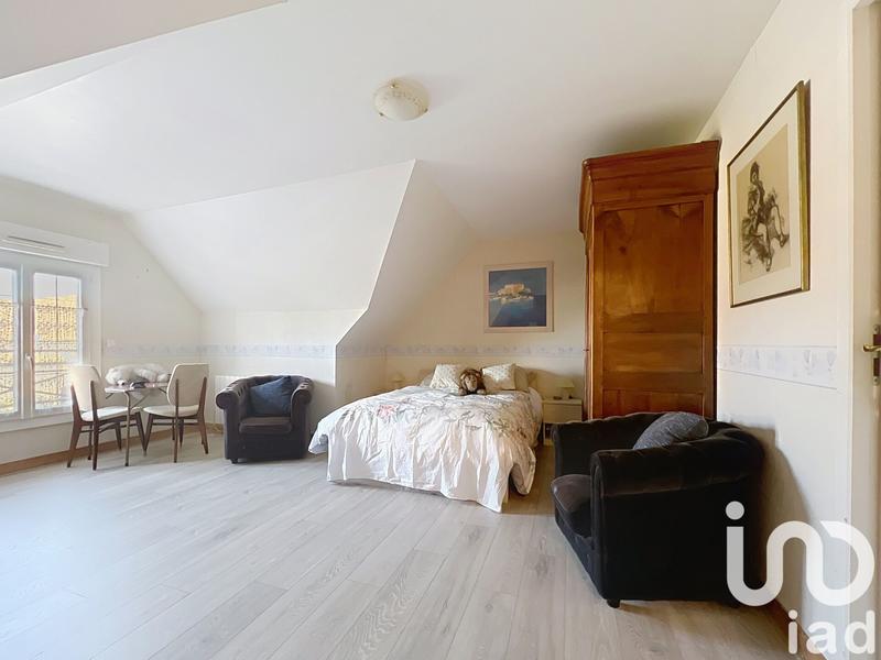 Maison - 155 m² - 6 pièces