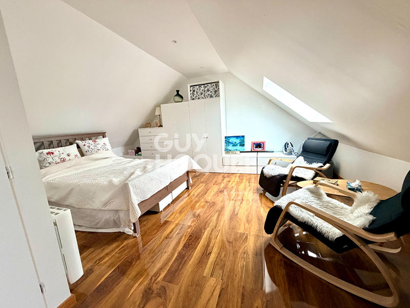 Maison - 127 m² - 7 pièces