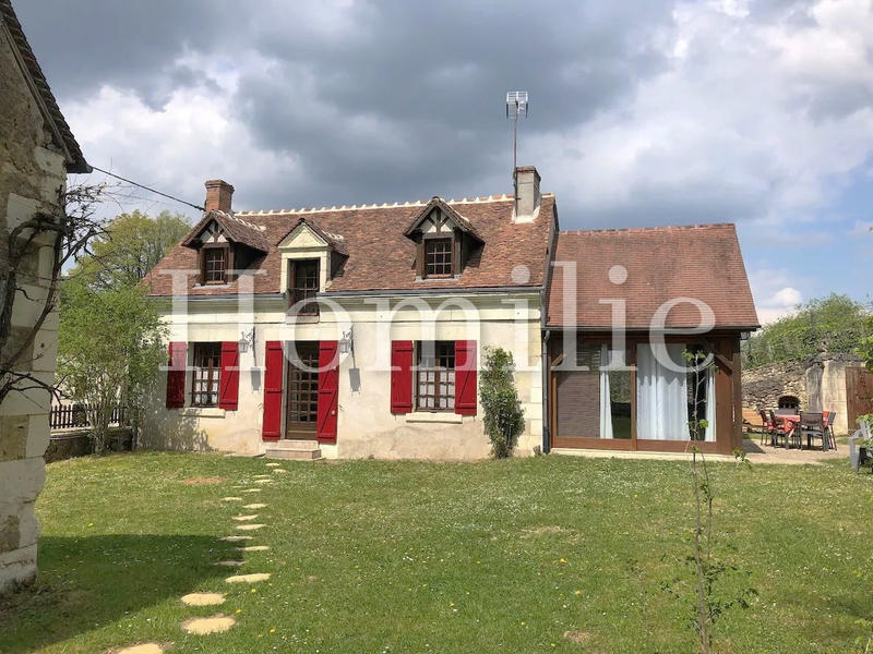 Maison - 96 m² - 5 pièces