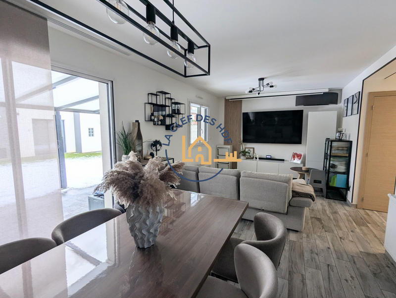 Maison - 108 m² - 4 pièces