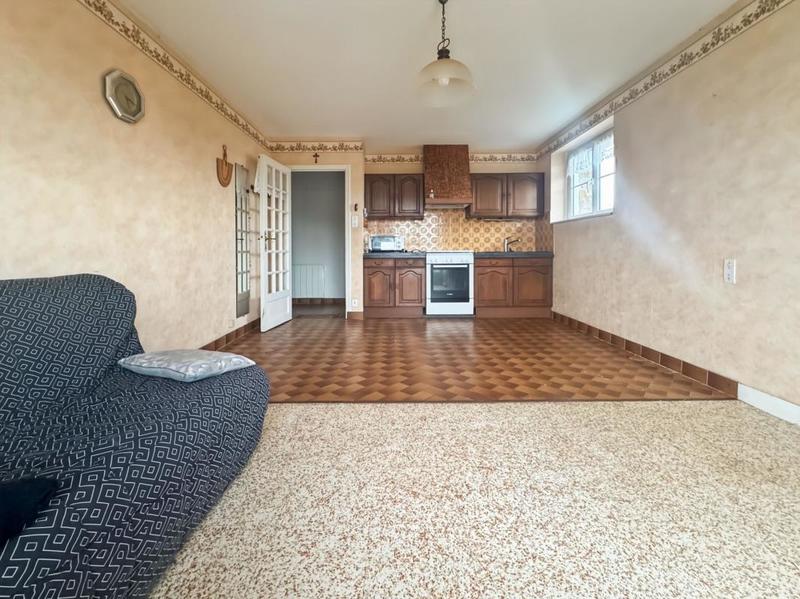 Propriété - 225 m² - 8 pièces