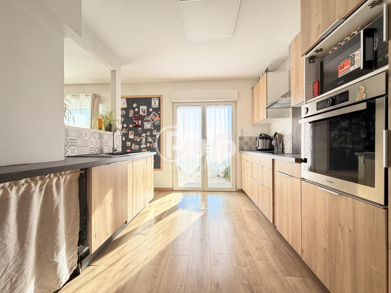 Maison - 114 m² - 8 pièces