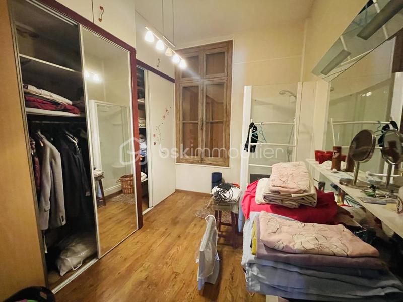 Demeure - 200 m² - 7 pièces