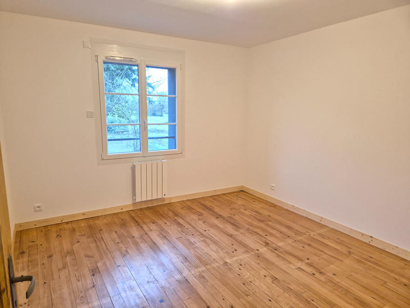 Maison - 96 m² - 4 pièces