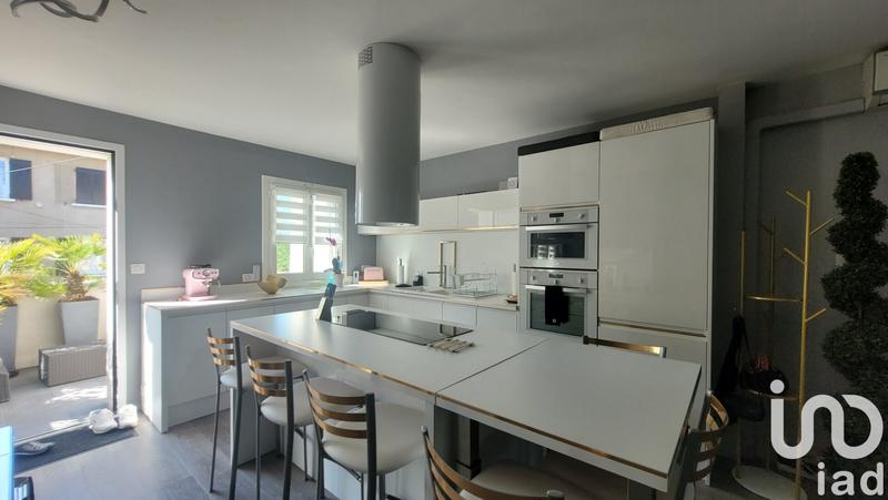 Maison - 143 m² - 5 pièces