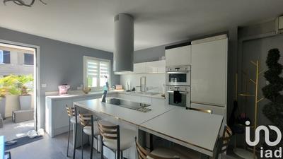 Maison - 143 m² - 5 pièces