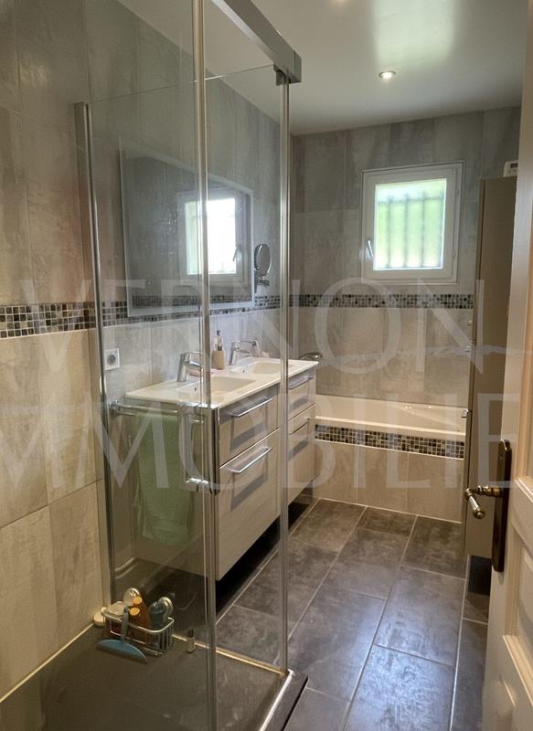 Maison traditionnelle - 125 m² - 5 pièces